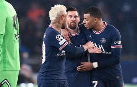 姆巴佩双响炮助巴黎圣日耳曼轻取克莱蒙