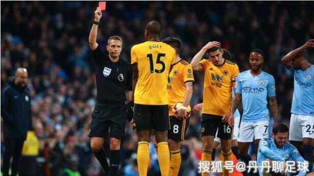  那不勒斯新星闪耀赛场，青春风暴未来可期